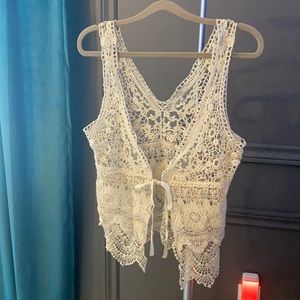 Guess crochet vest size M